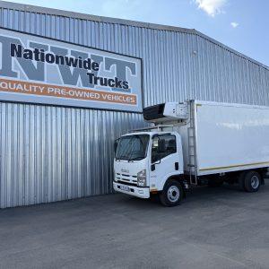 2017 Isuzu NPR400 Fridge Truck