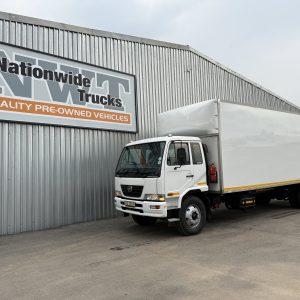 2016 Nissan UD80 Volume Van