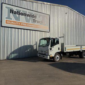 2011 Isuzu NPR400 Dropside
